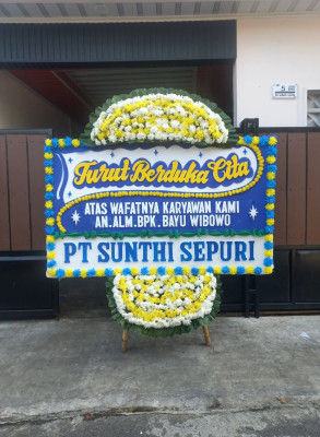 Papan Bunga Duka di Ok Aom