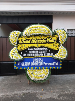 Papan Bunga Duka di Ok Aom